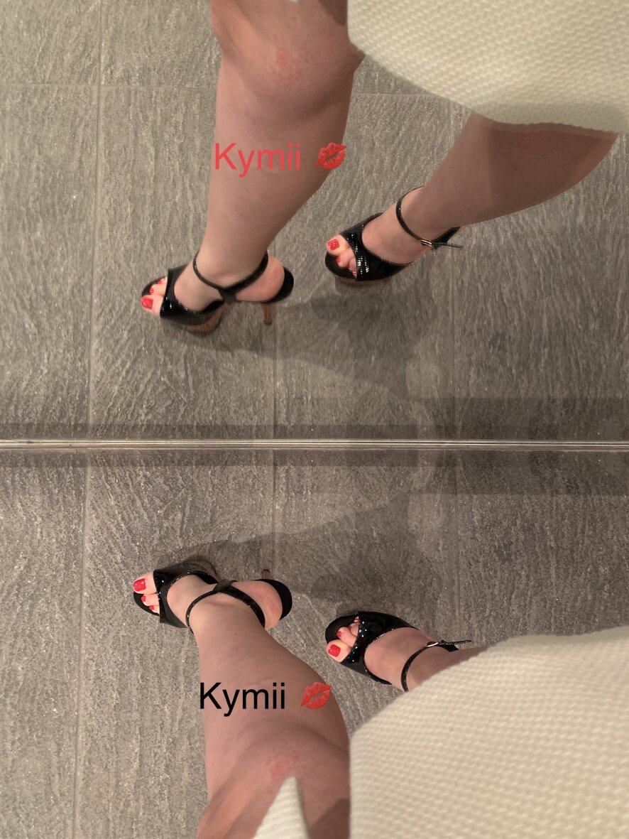 Kymii Cam Model Profile | Stripchat