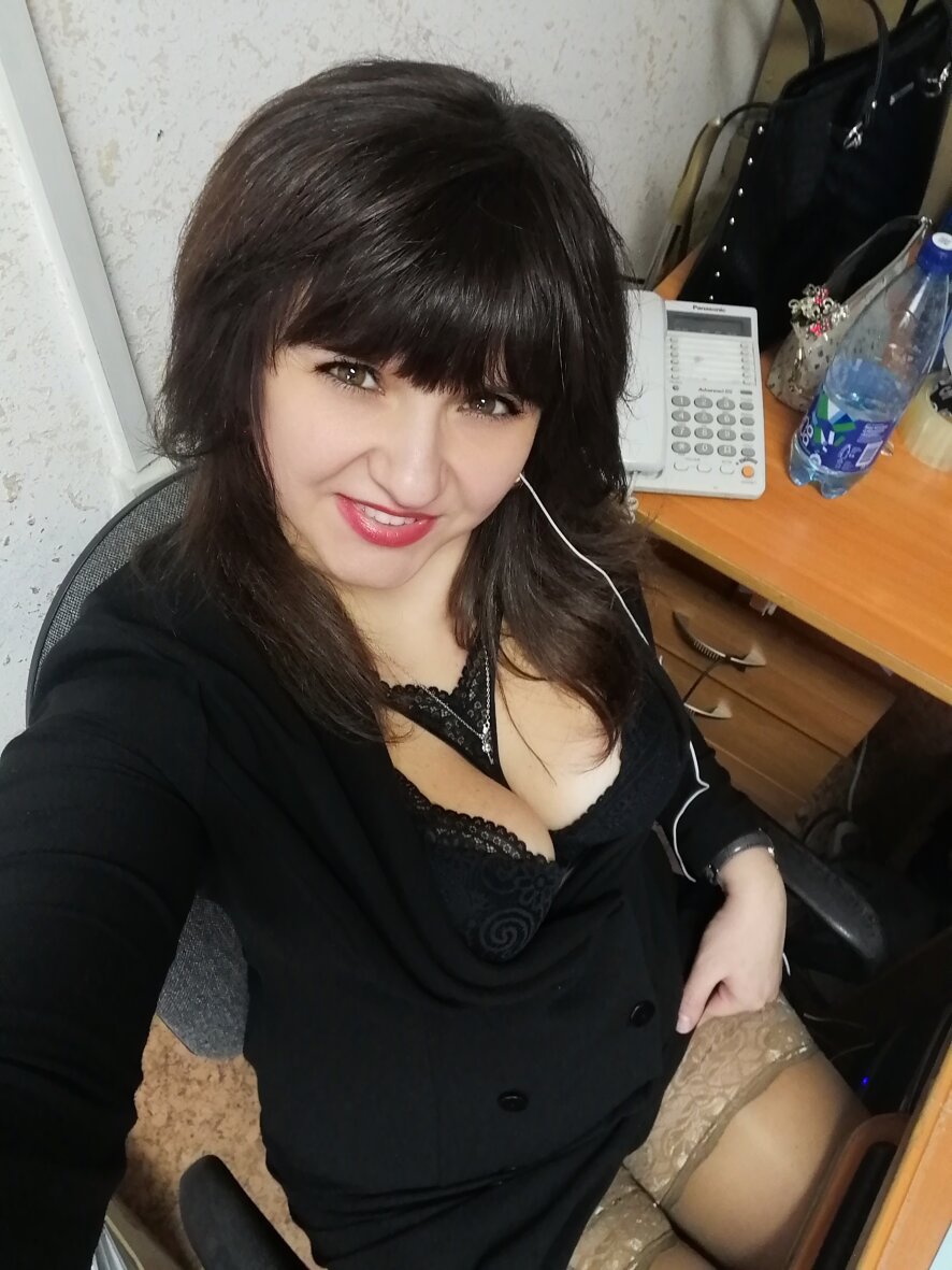 Office_Albertina Cam Model Profile | Stripchat