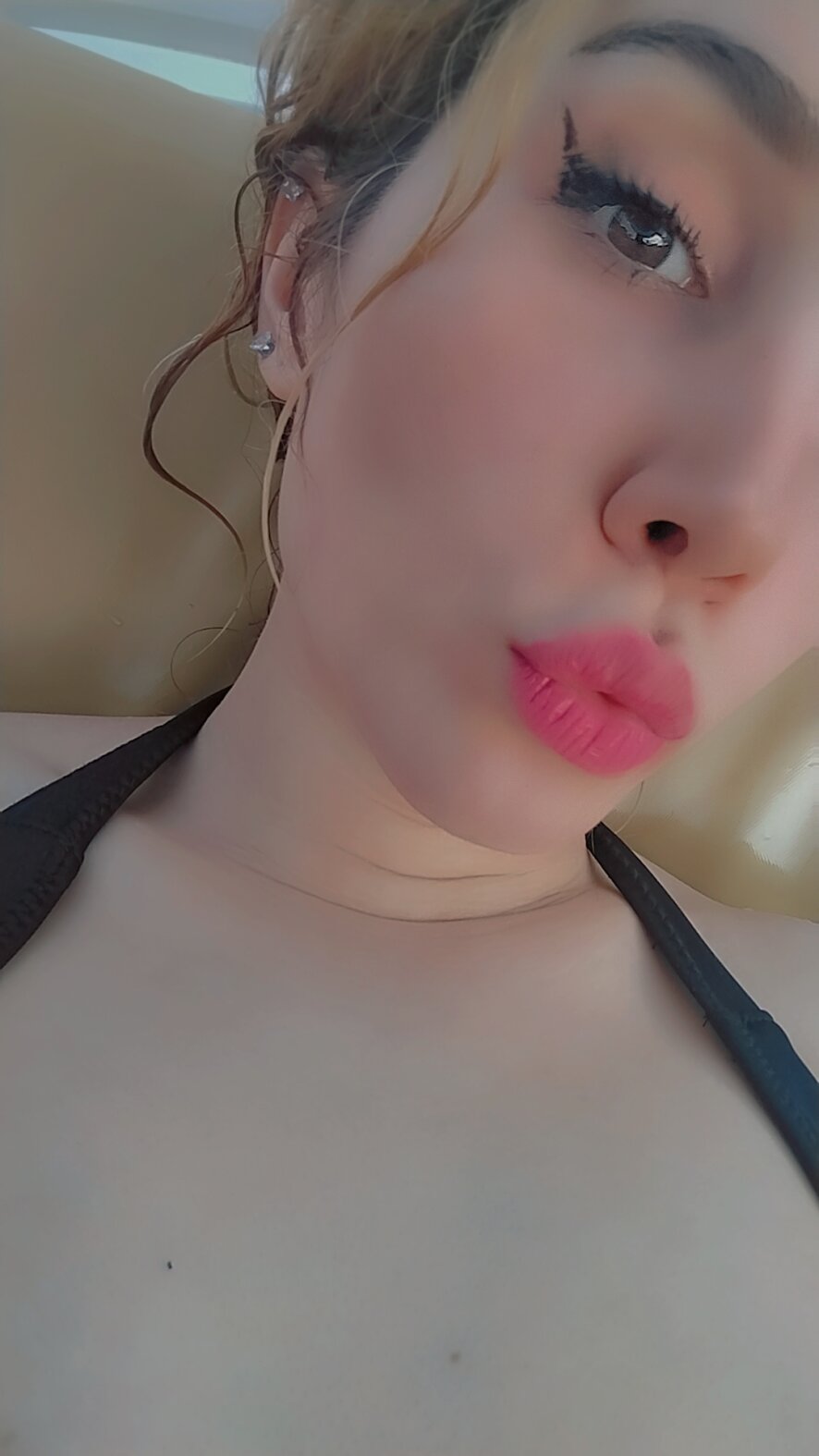 MarilynMonroe__ Webcam Model Profile | Spankbanglive