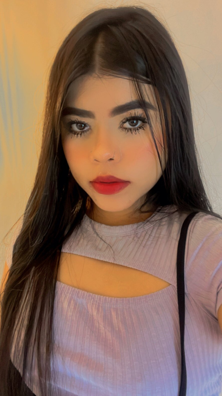 aitana-purple-webcam-model-profile-xhamsterlive