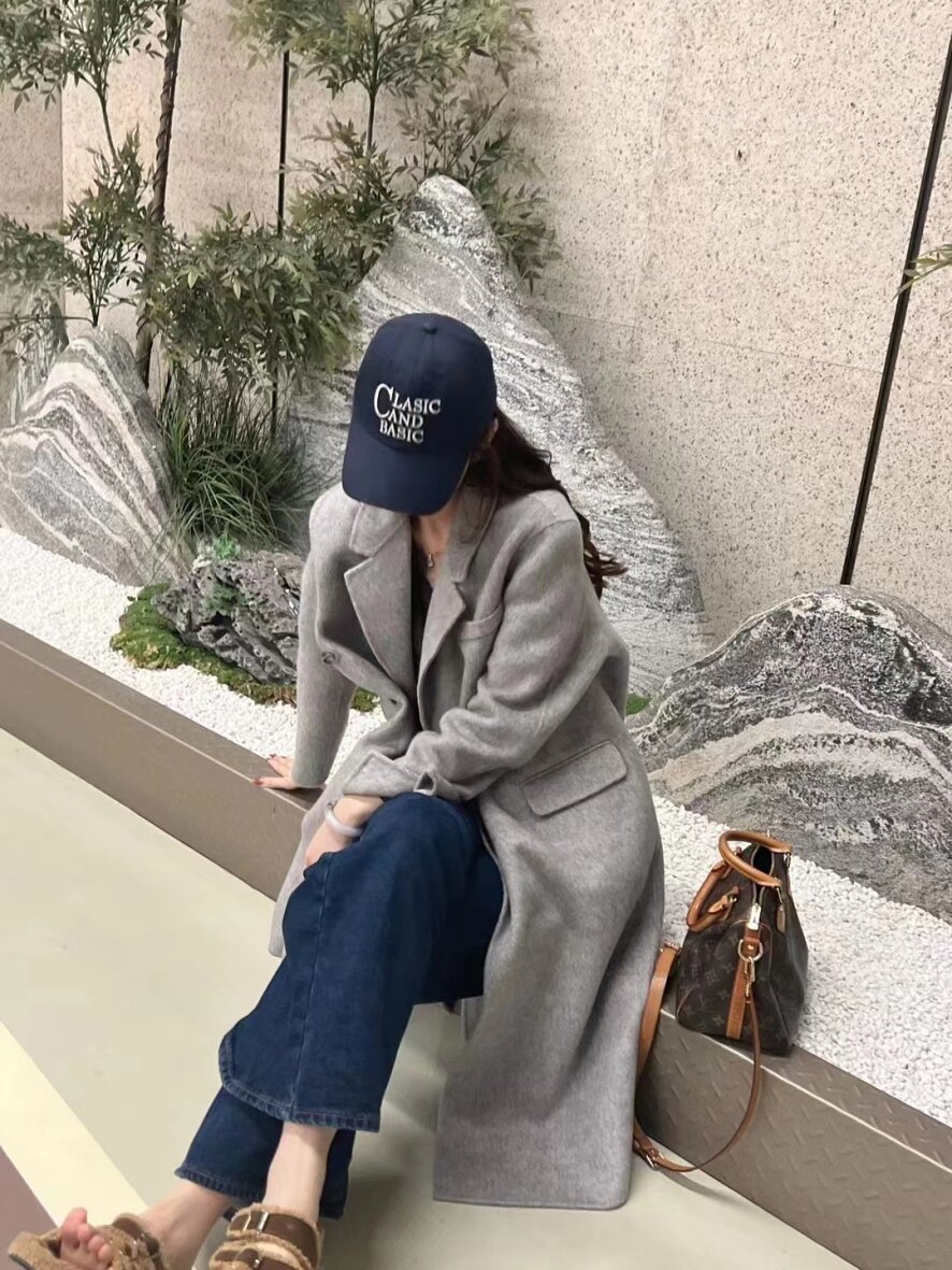 Angela88's piercing gaze- seeing into your soul