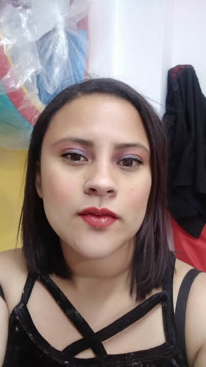 Eliana_bbw Webcam Model Profile | xHamsterLive
