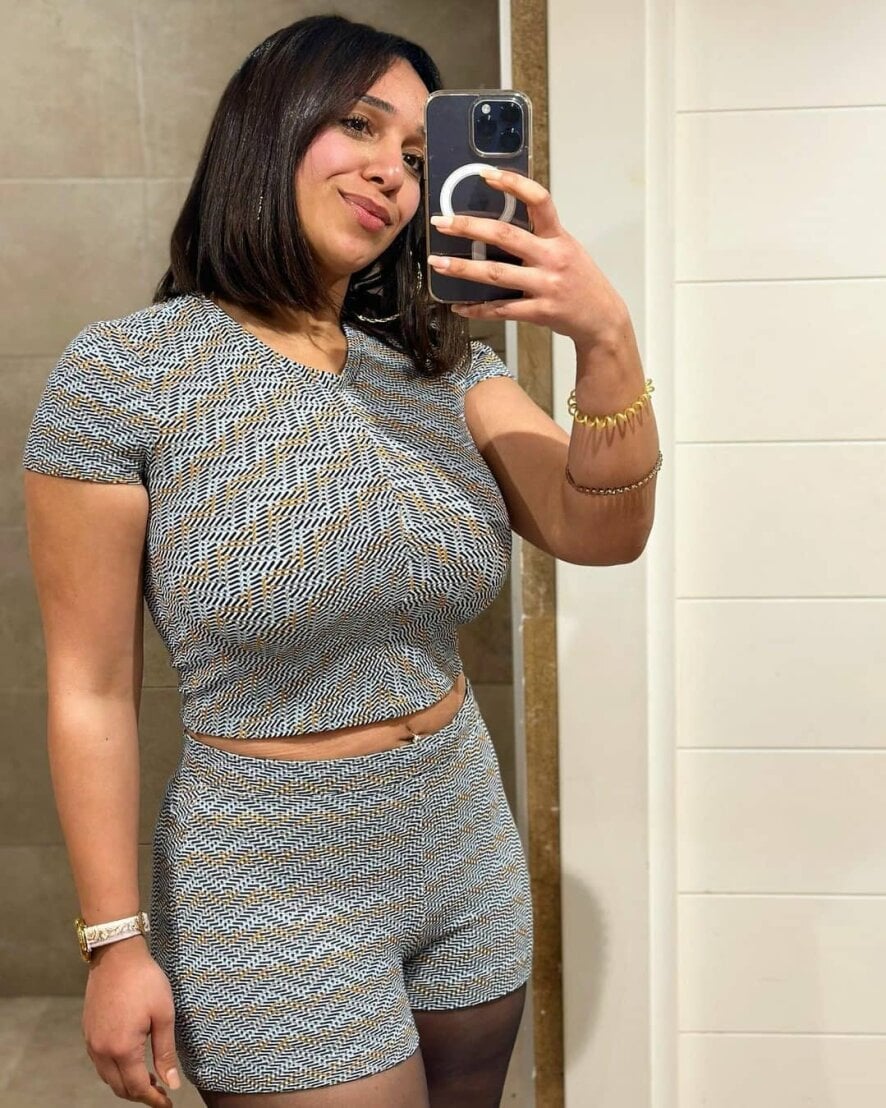 Lina-morocco Cam Model Profile | Stripchat