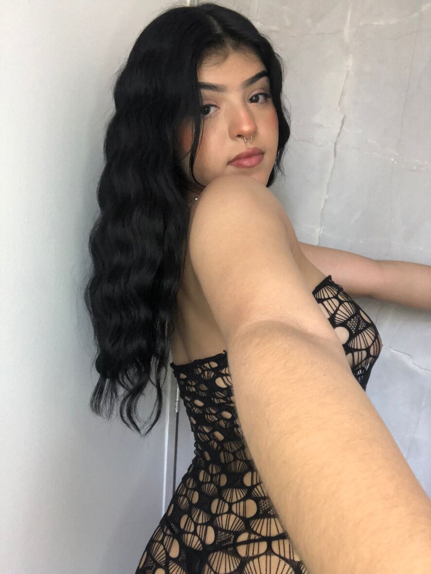 Azahara-Oz Webcam Model Profile | Celeb Jihad Live
