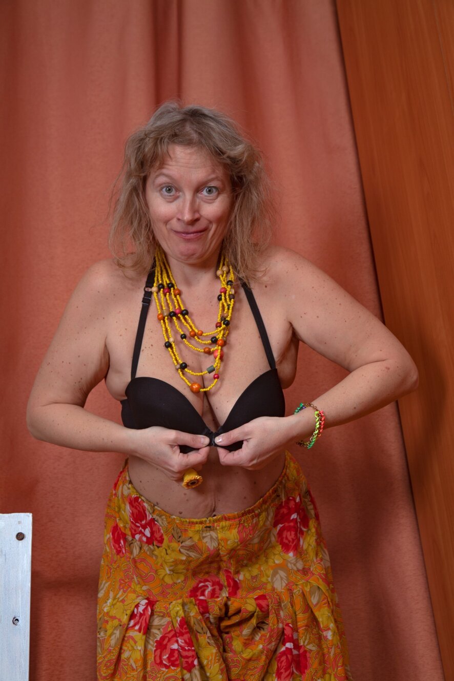 Zosya1111 Cam Model Profile | Stripchat