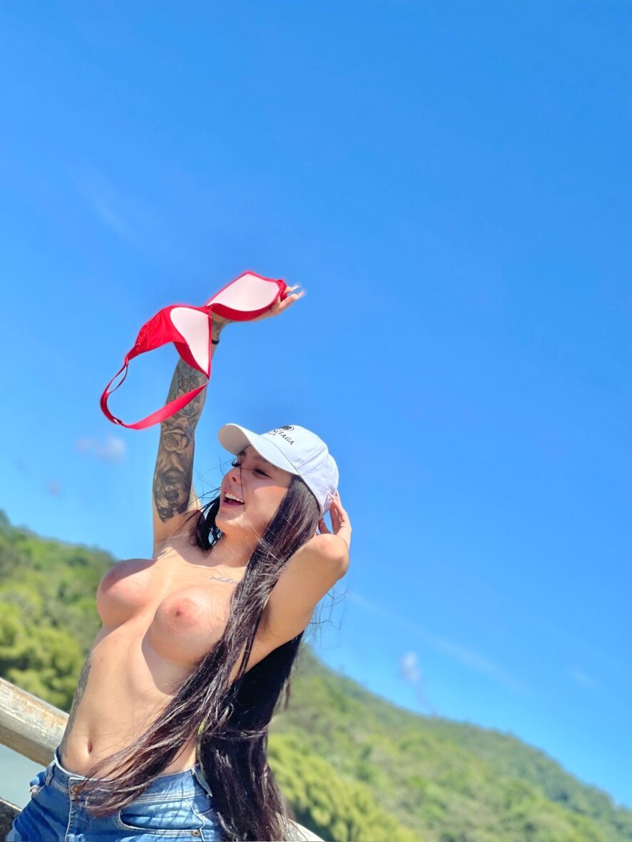 Jenifferwhite Cam Model Profile | Stripchat