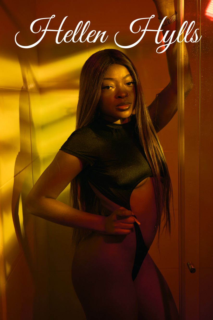 HellenHylls Cam Model Profile | Stripchat