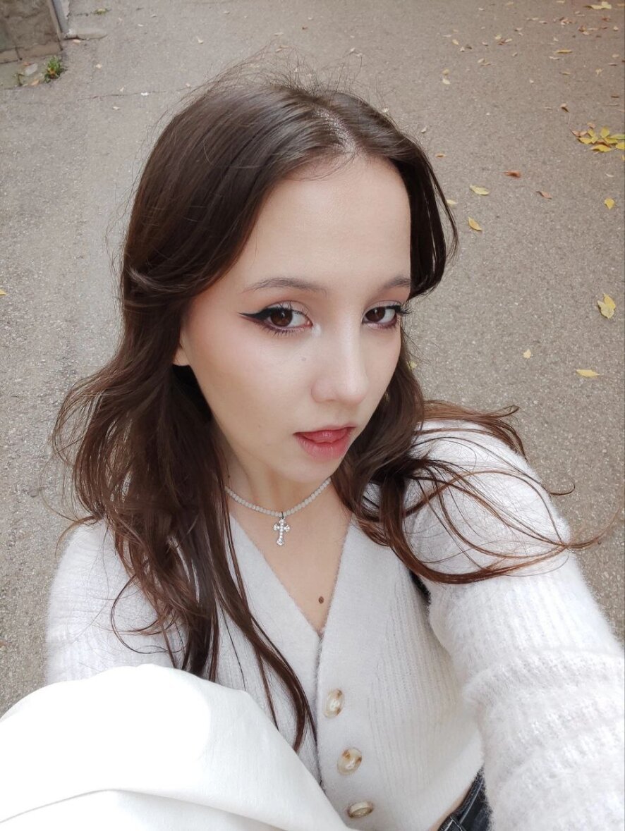katrina-tomsan-webcam-model-profile-xhamsterlive