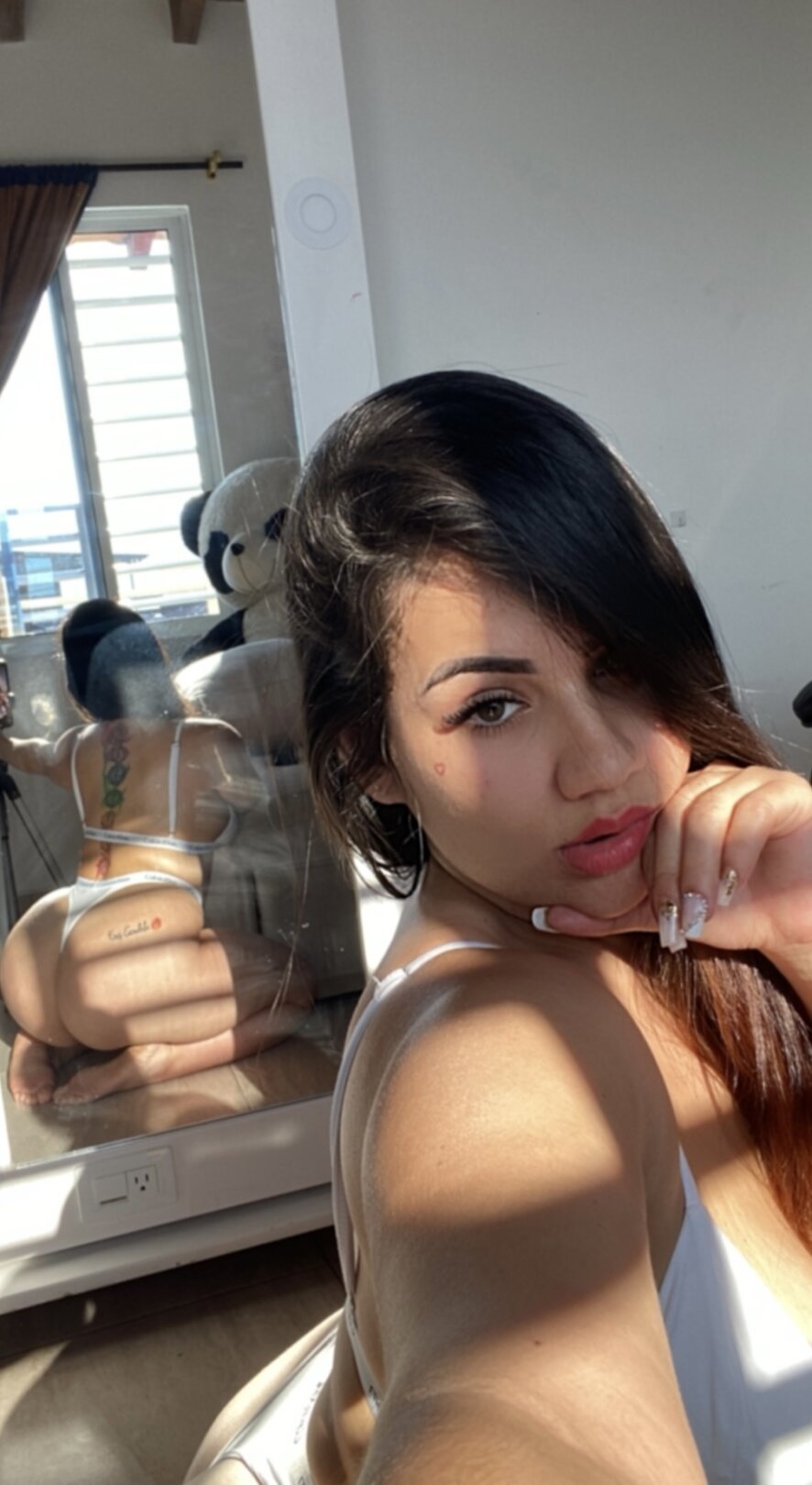 Perfil Modelo Webcam MartinaSadt2 | Stripchat