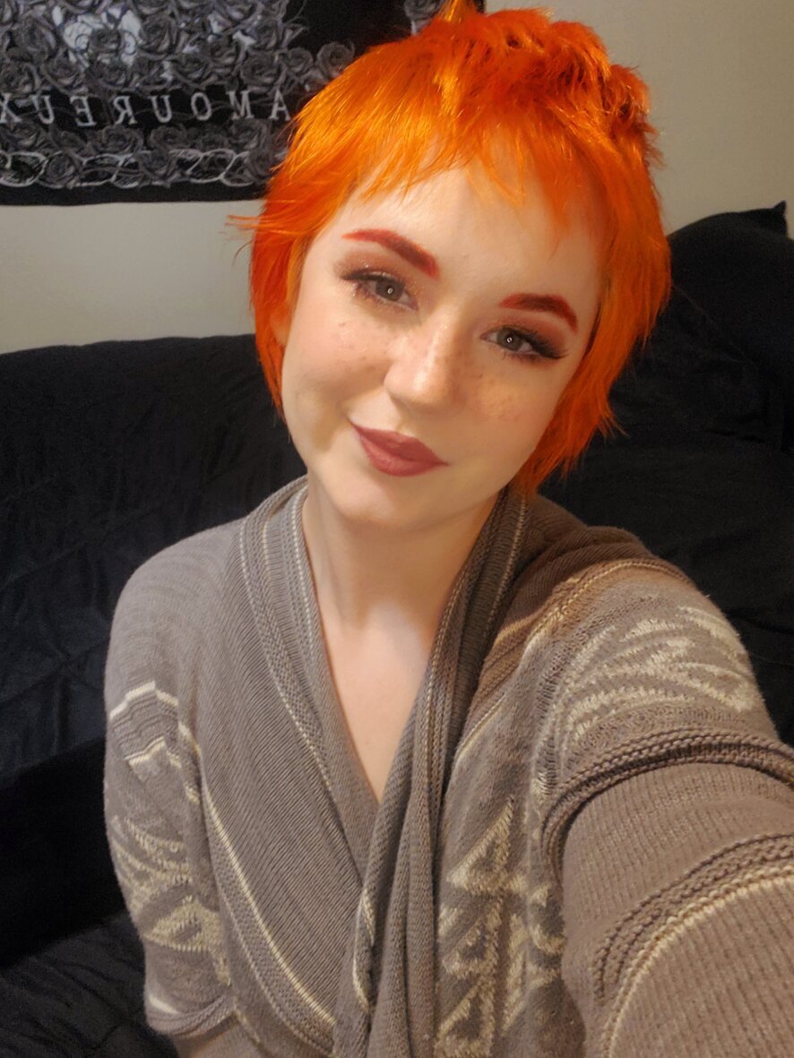 Angel-Lewd-Cake Webcam Model Profile xHamsterLive