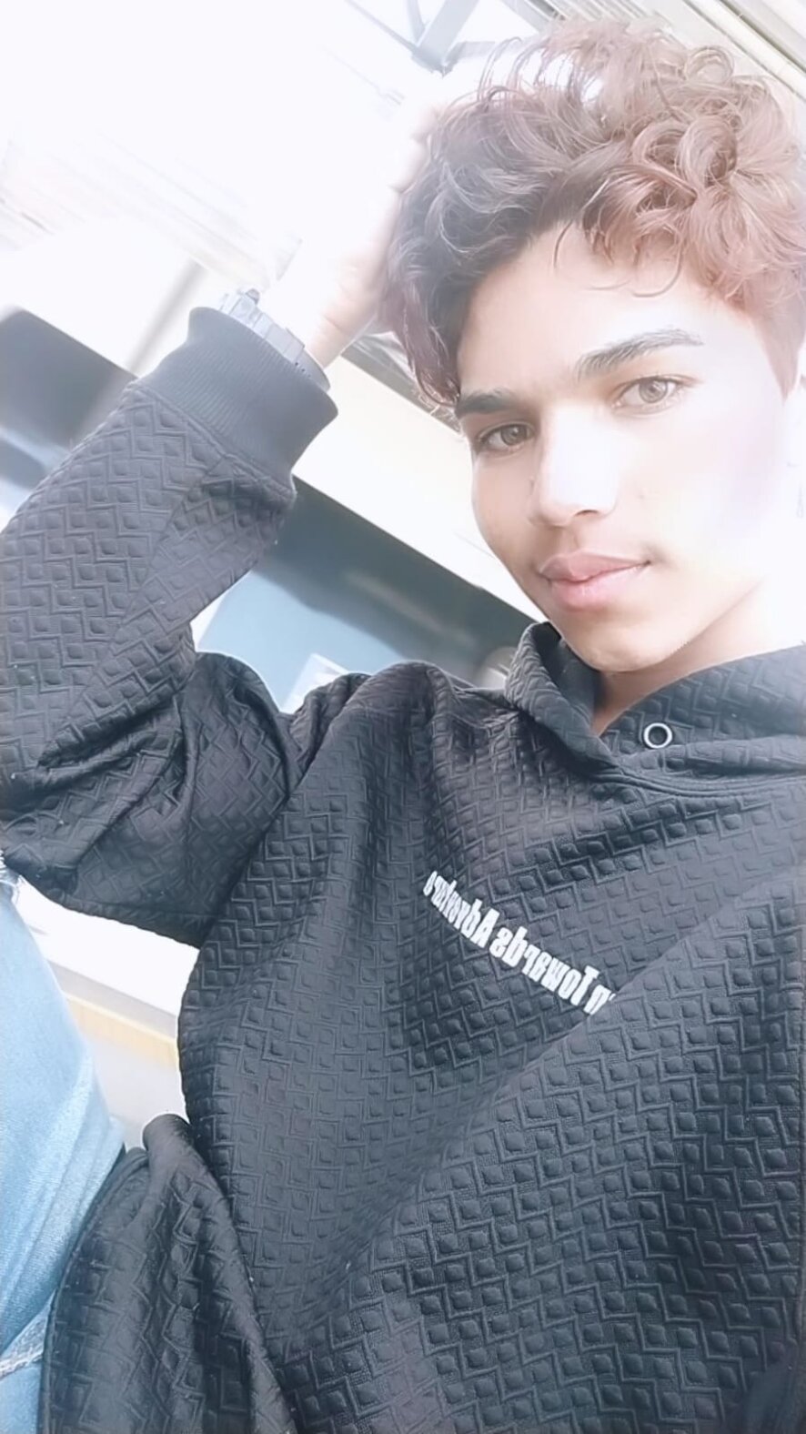 tomvaldes-webcam-model-profile-xhamsterlive