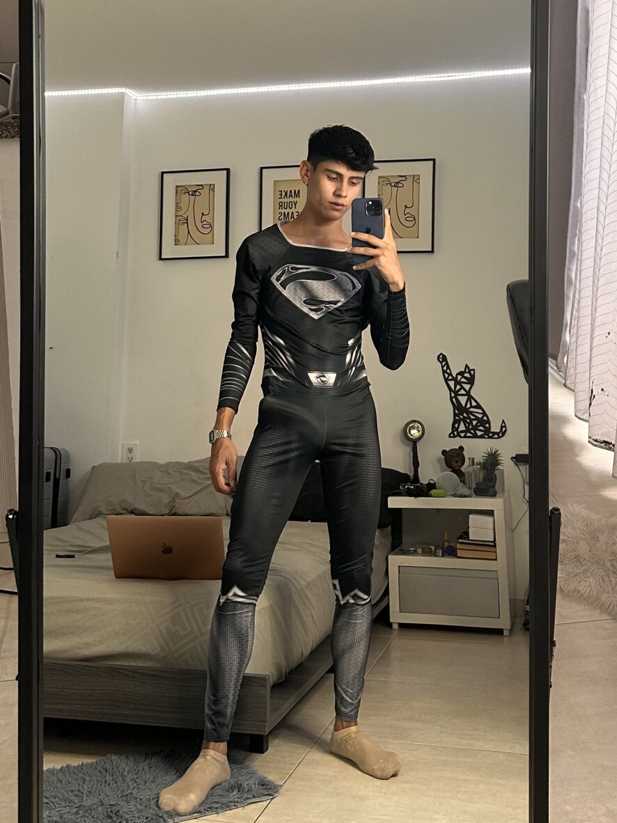 Perfil Modelo Webcam Heycesar_d | Stripchat