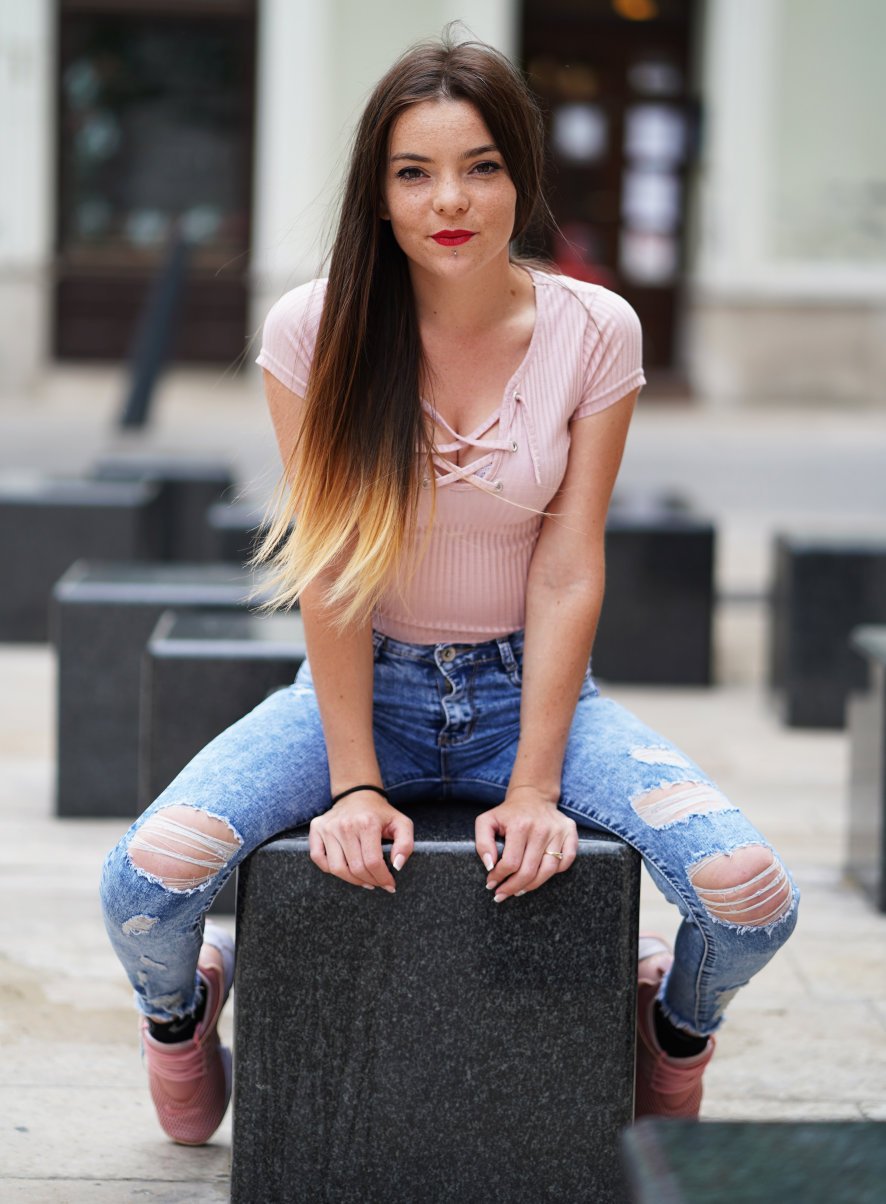 KatyaMolonikova Webcam Model Profile | xhamsterlive.com