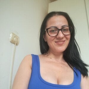 MILF_WETT_PUSSY Public Pic 3