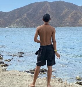 Dante_x06 conociendo el Mar ... Pic 2