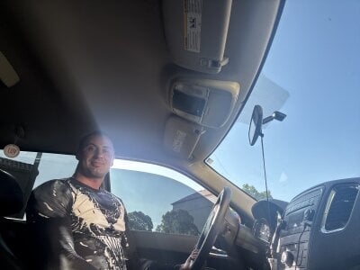 Honorablyrespectedgent Clothed รูป  7