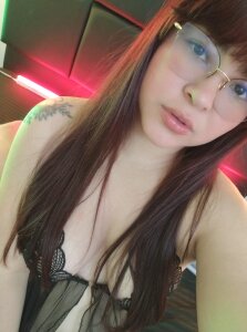 Sara-Miller- Cam Model Profile | Stripchat