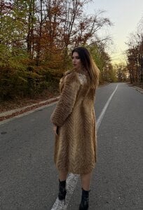 NadiraNoor Foxy🍂🦊 Foto 4