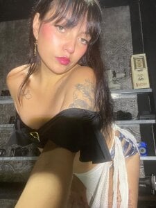 chloeey777_ Public Pic 2