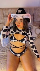 LunaOcampo_ Halloween on Pic 3