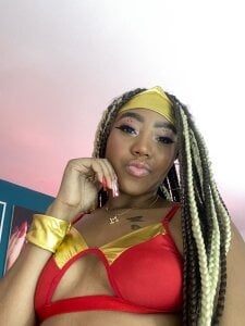 AngelaRoberts Amateur wonder woman 💞 圖片 8