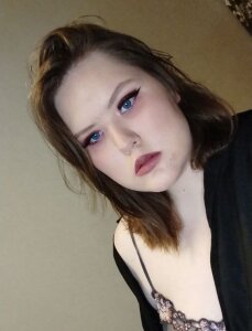 Jemma_DeLorean