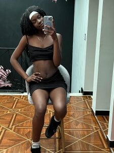 Charlotte_evanns_1 🔥 Pic 2