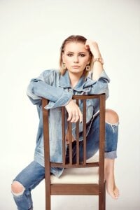 AlessiaCreed Just sneak peak Pic 8