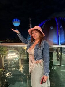 christin_lake my Travel Pic 2