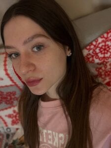 MinaMancilla something Pic