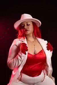 LilyyBigAss 💋💘I am not fantasy… I am real temptation.💘💋  5টি ছবি