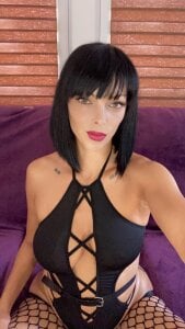 TaniaKaverina Look , but can t touch 💋 Poză