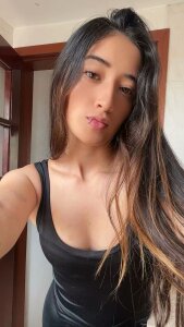 VictoriaHoneyy: Public ( 4 фото)