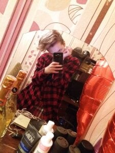 stacey_hot01 Public Pic 2