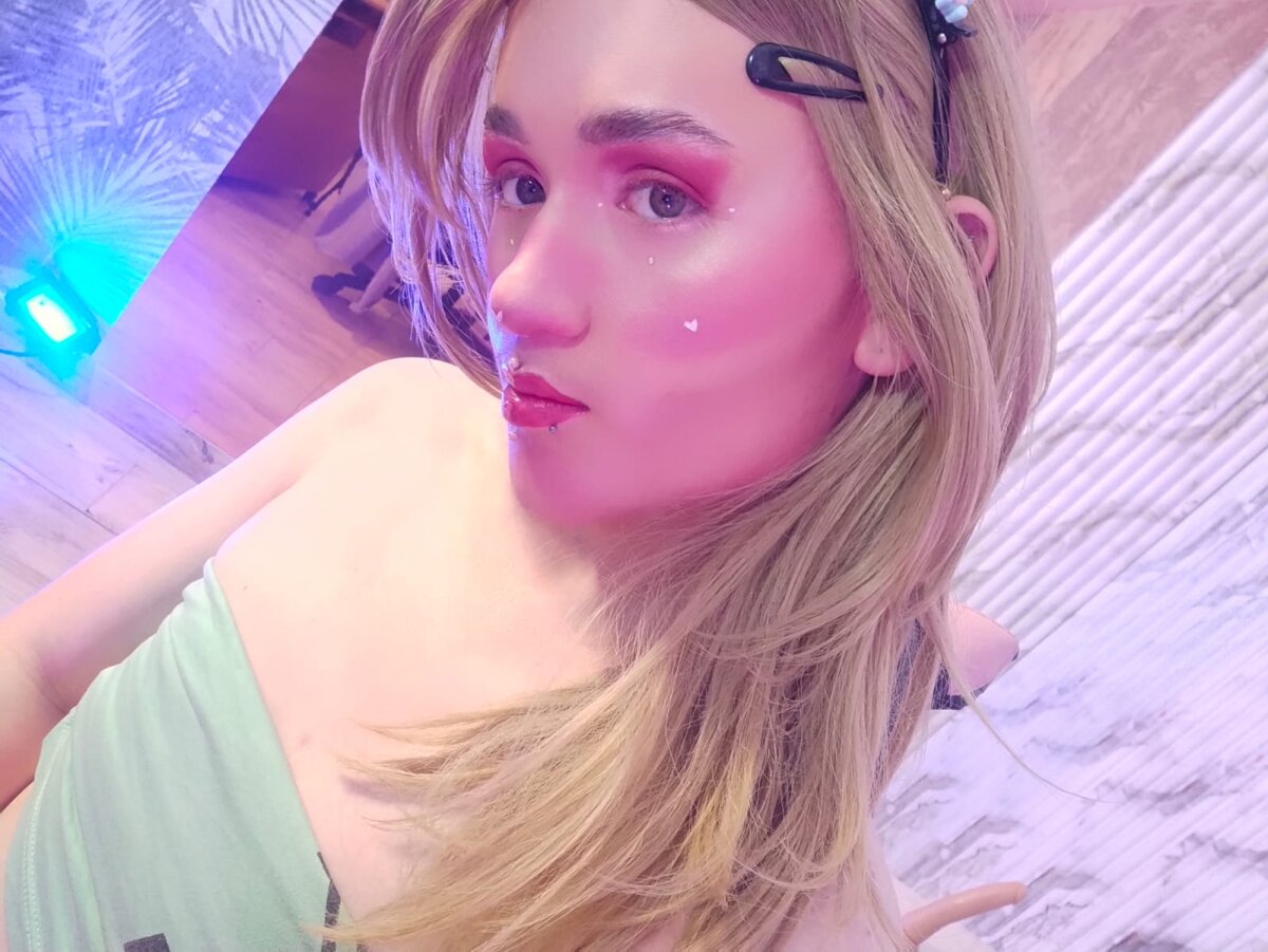 NOOAH_TAY 님의 트렌드 중인 사진  2282개