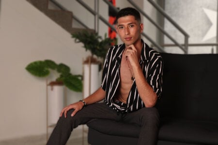 jay_Bluee1 Public Immagine  3