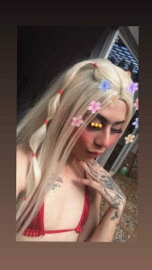 Darlyn_tenderhot__ 😘❤️  2টি ছবি