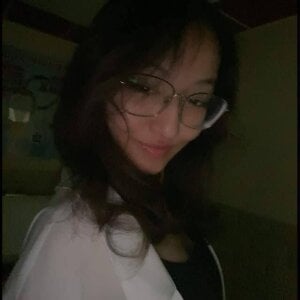 LinaClous Public Pic 5