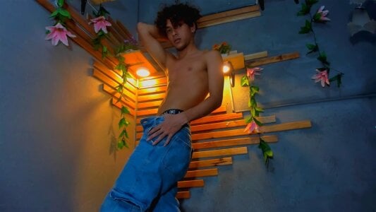 Leo_Noahn leo 💚 Pic