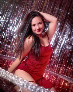 Bella_Sumers Happy new year wishes you Bella 💫 Pic 2