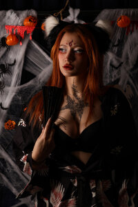 Eva_Cramer Happy Halloween! 👻🎃 Pic 3