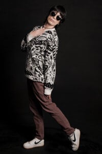 monsterholes Public Hình 5