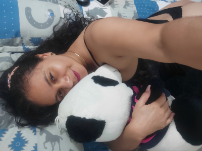 Sharon-Hot77 MI SELFIE Pic 2