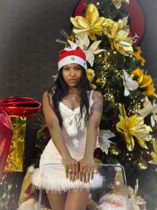 pocahontas_pow Christmas has begin❄️ Pic 2