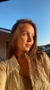 LisaSmiths Rest with my family Pic 2