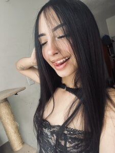 antonellariva_ Sin brackets jeje Pic 3