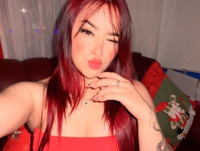 IssysLeBlanc Public Pic