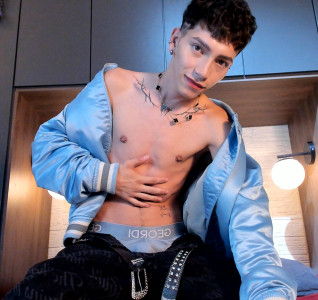 Tiam_muller You like me? ❤️ Pic 2