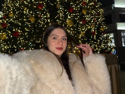 MinaMancilla new year is so close Pic 2