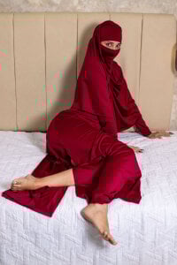 Ridwana_ The elegant and naughty can inhabit the same body 😏👠 Pic 7